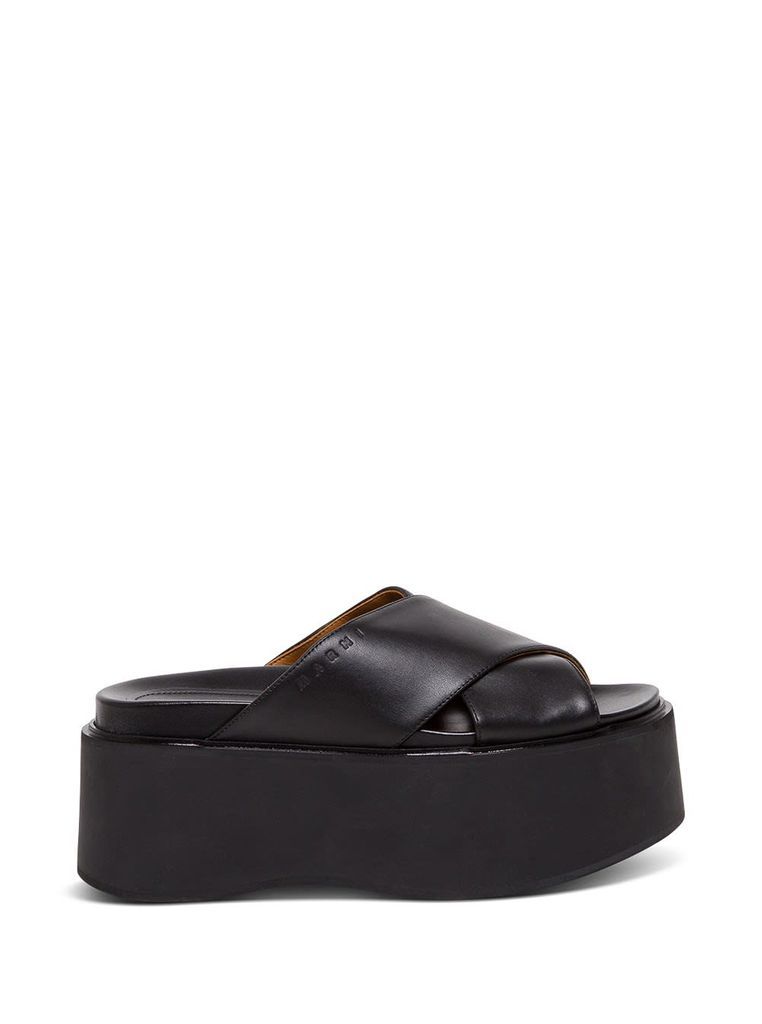 Crossed Sandals In Black Leather