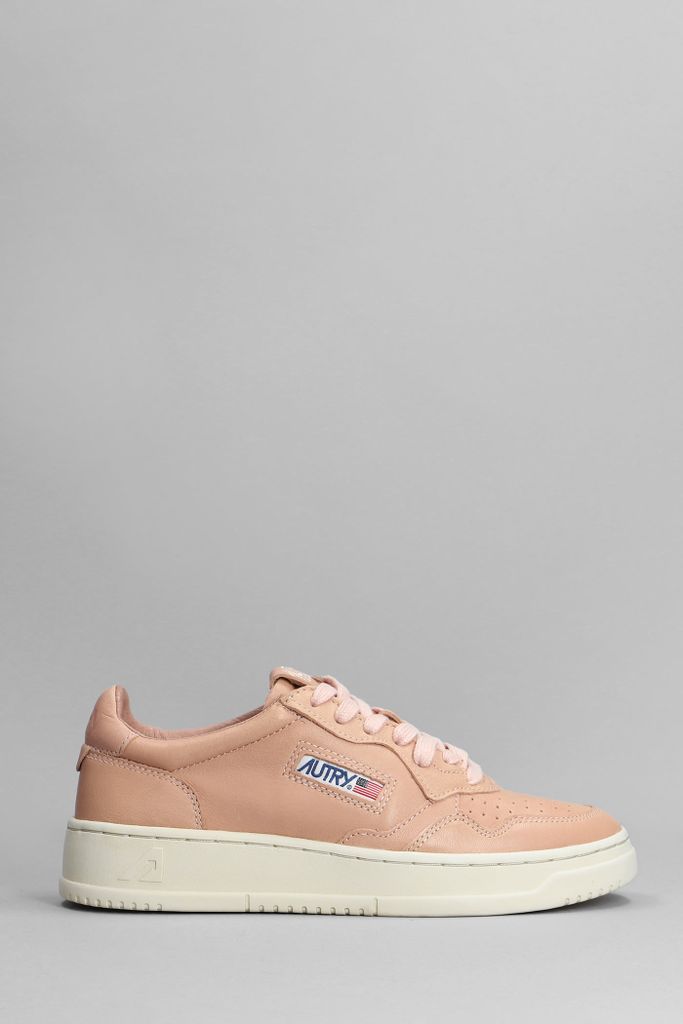 01 Sneakers In Powder Leather
