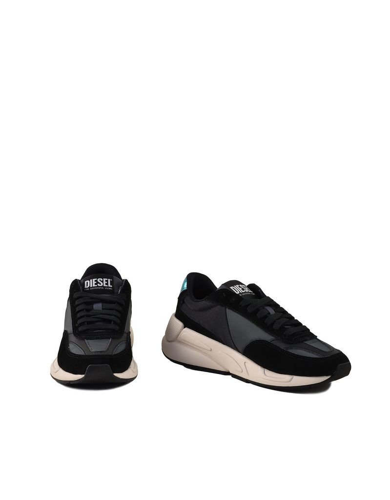 Womens Black / Gray Sneakers