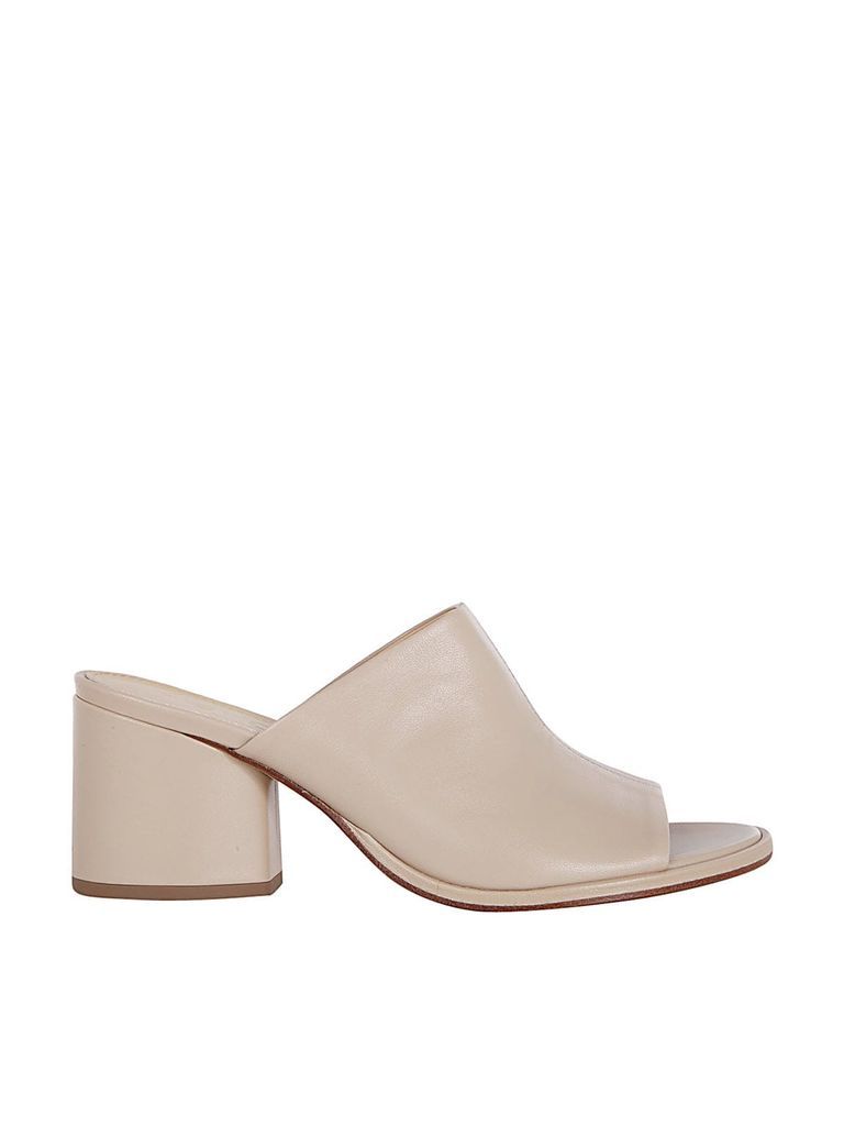 Leather Squareed And Low Heeled Nappa