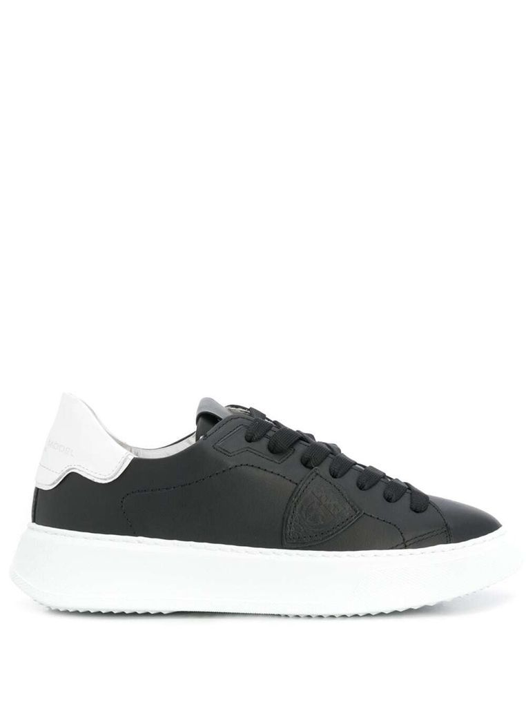 Temple Low Black Leather Sneakers