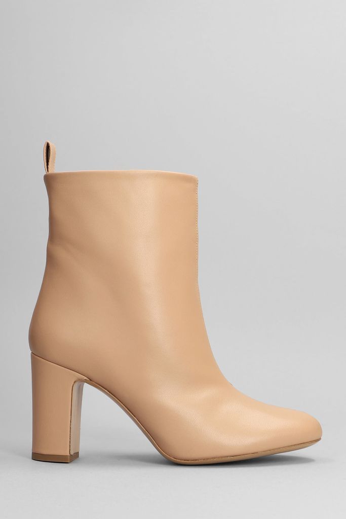 Allegra High Heels Ankle Boots In Powder Leather