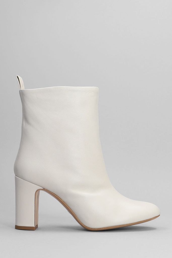 Allegra High Heels Ankle Boots In White Leather