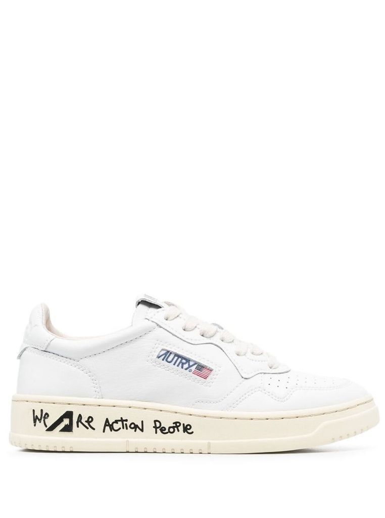 Black And White Medalist Low Top Sneakers With Action Logo In Cow Leather