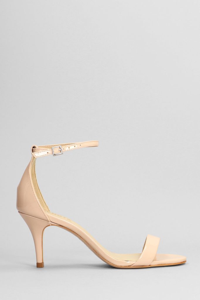 Sandals In Beige Patent Leather