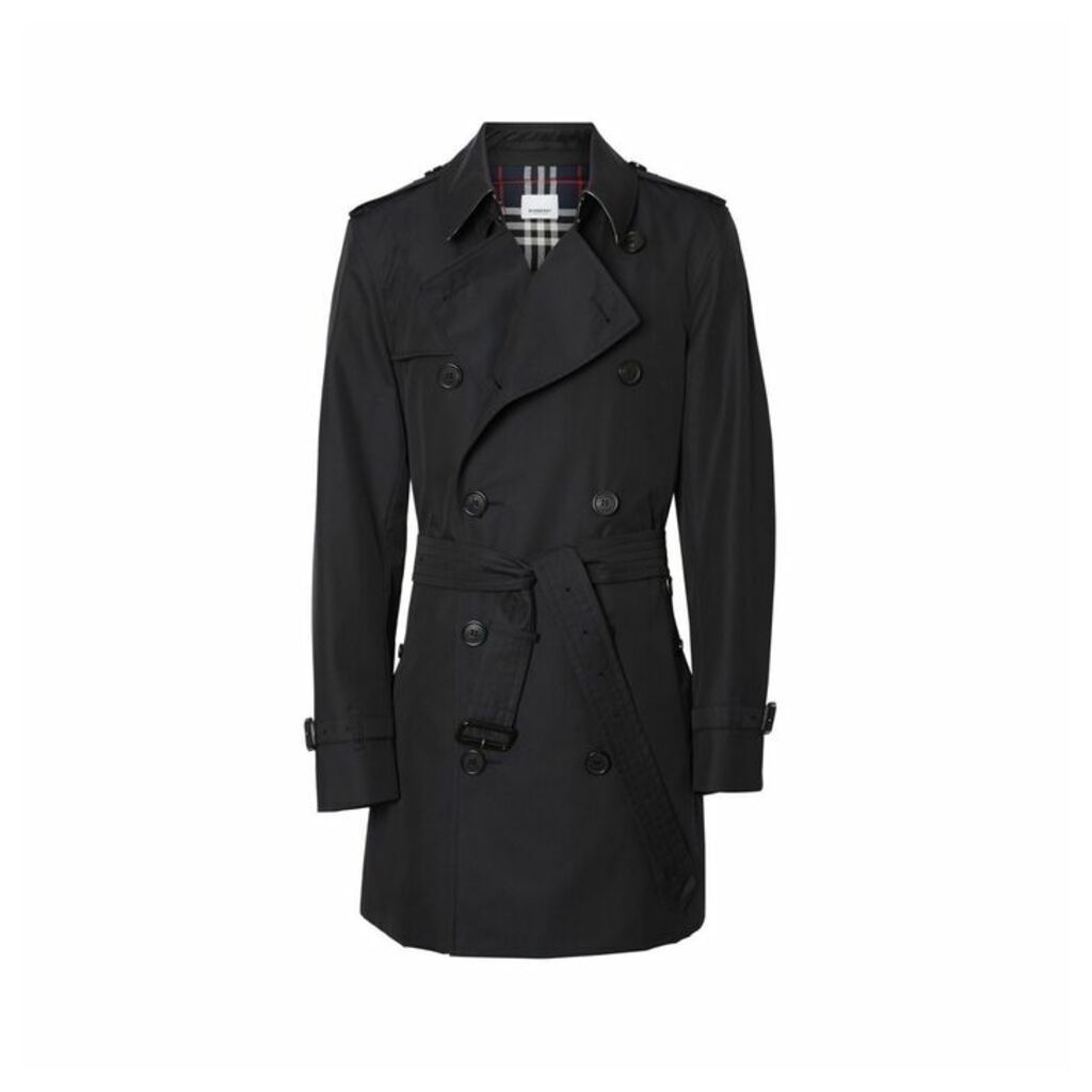 Burberry The Short Chelsea Trench Coat