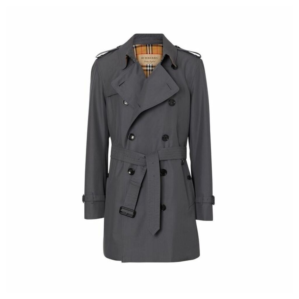 Burberry The Short Chelsea Trench Coat