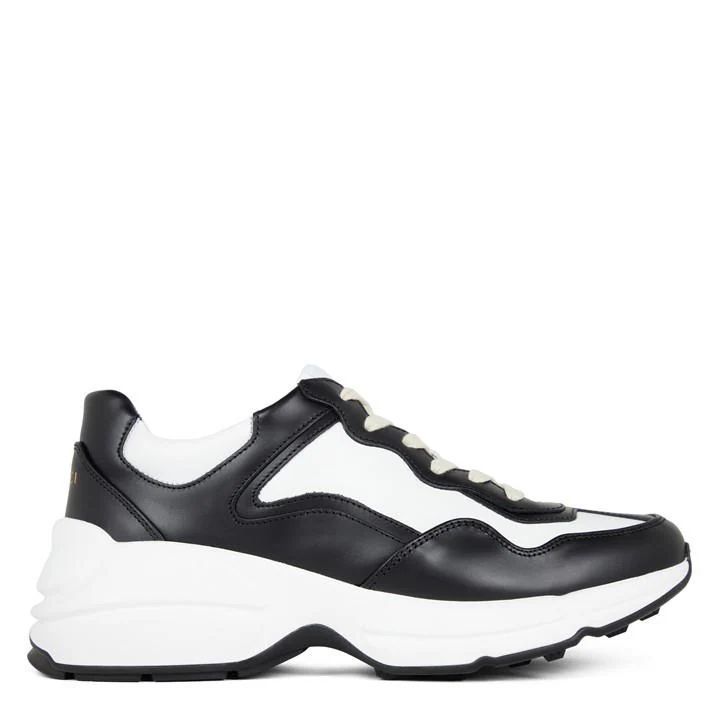 Chunky Low Leather Sneakers - Black