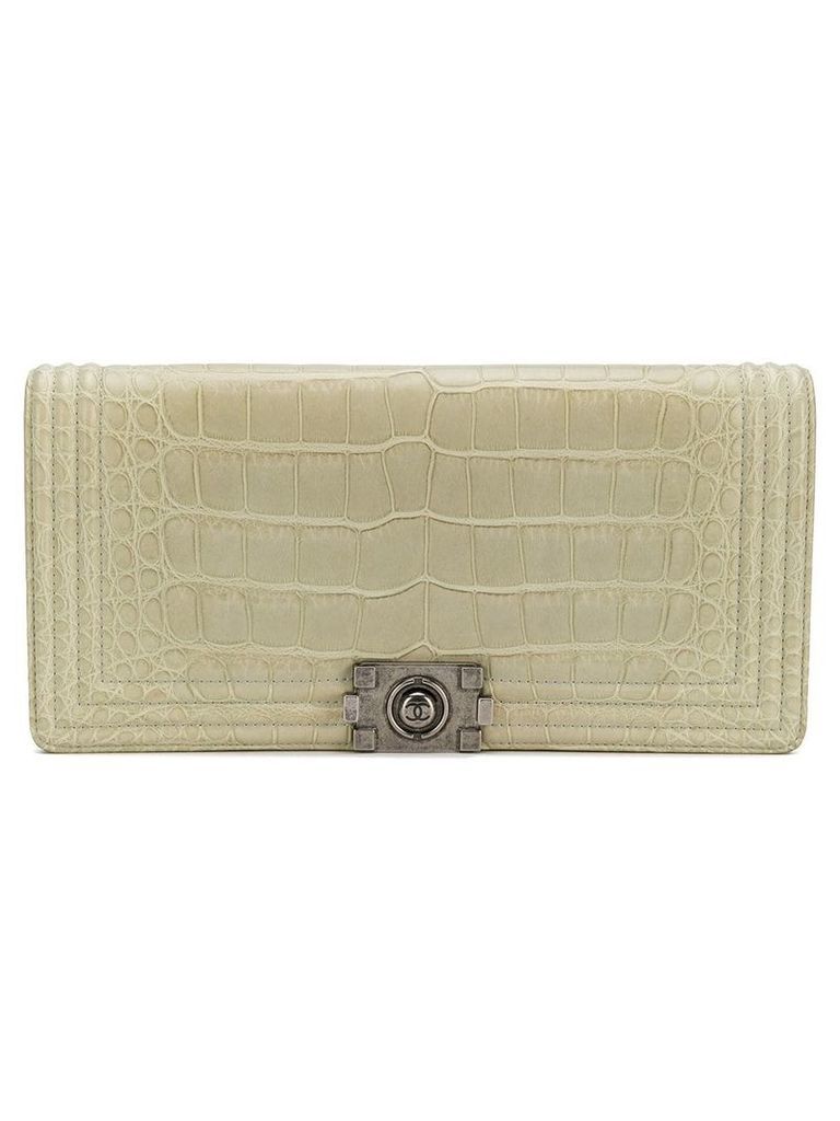 Chanel Pre-Owned crocodile flap clutch - NEUTRALS