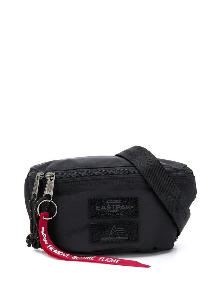 Eastpak logo embroidered belt bag - Black