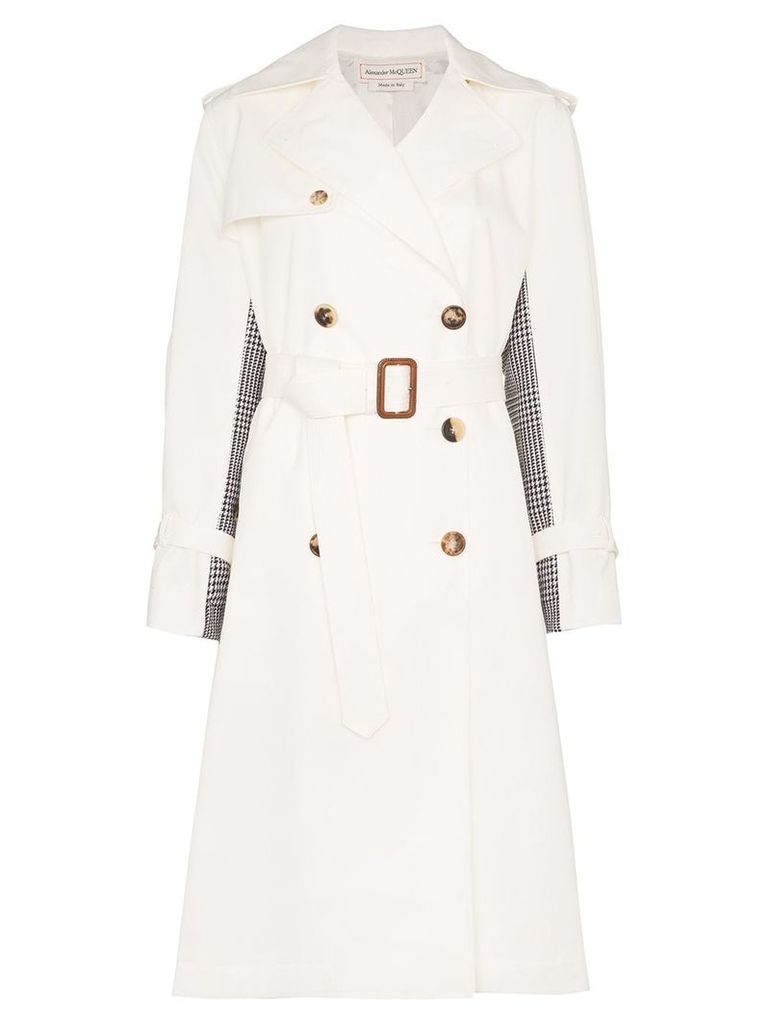 Alexander McQueen contrast check trench coat - White