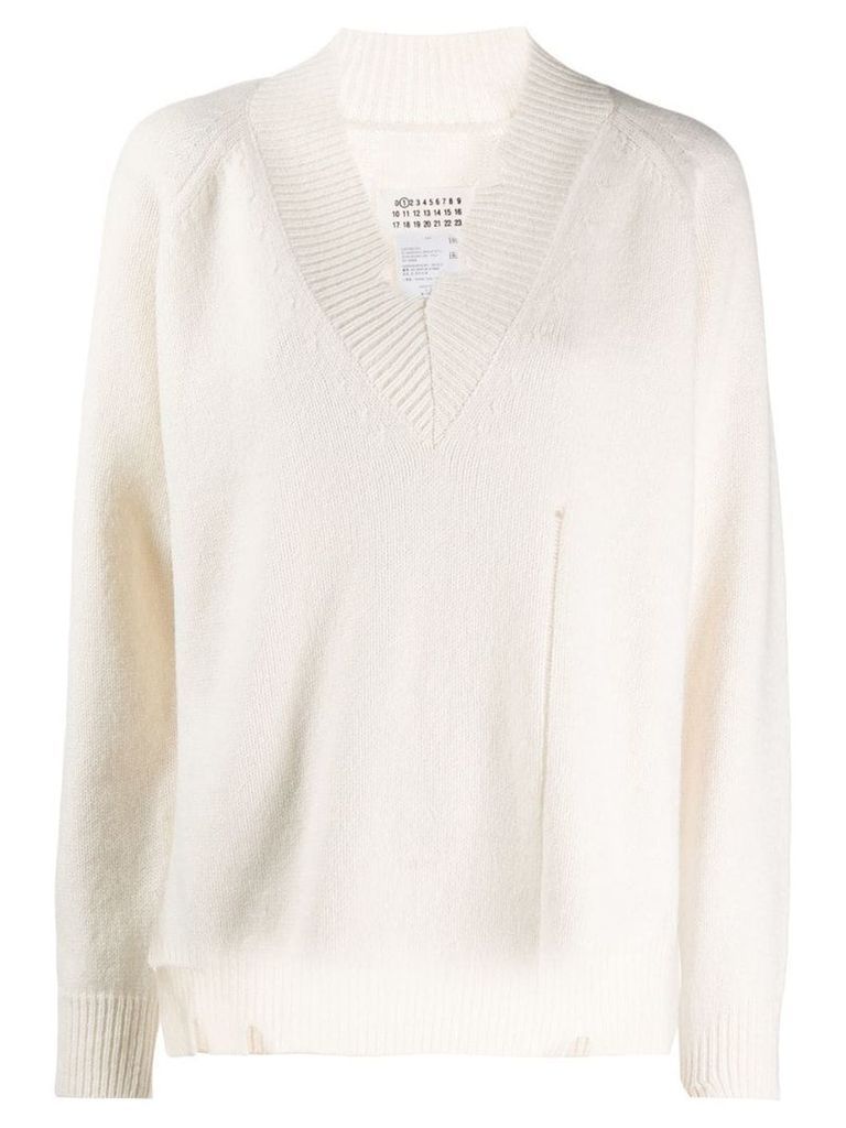 Maison Margiela destroyed effect knitted V-neck sweater - White