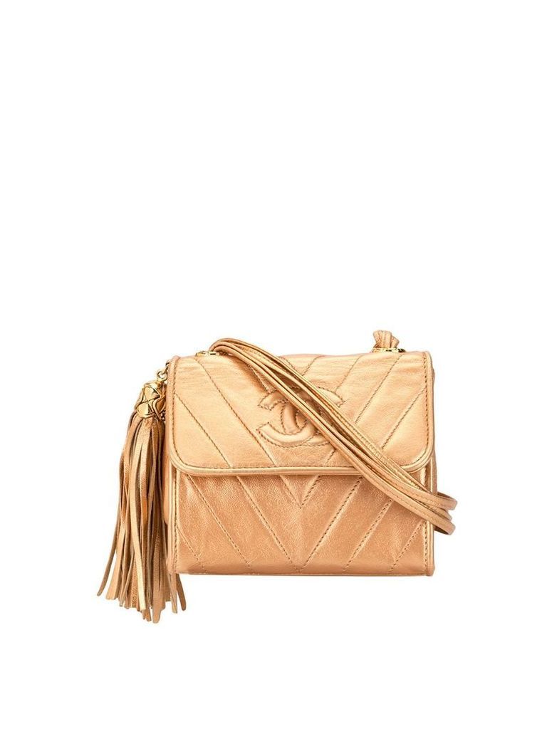 Chanel Pre-Owned V Stitch tassel crossbody bag - GOLD