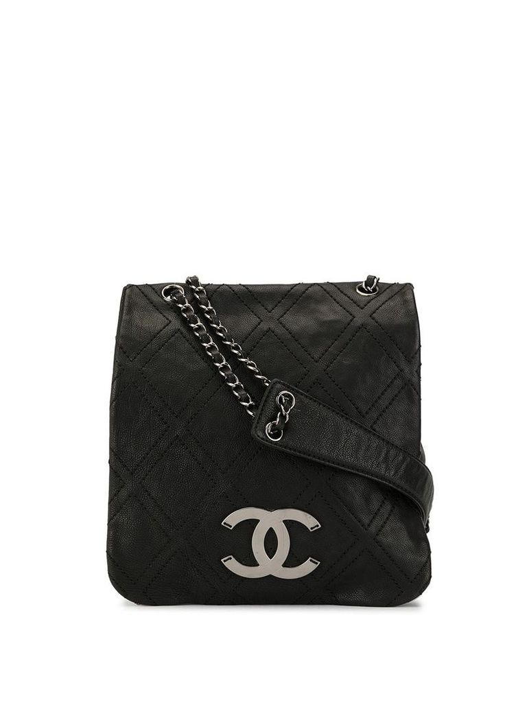 Chanel Pre-Owned Jumbo XL quilted crossbody bag - Black