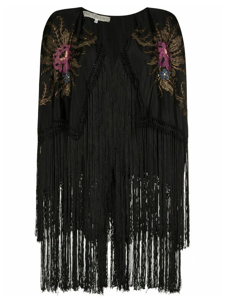 One Vintage Embroidered fringed kimono - Black