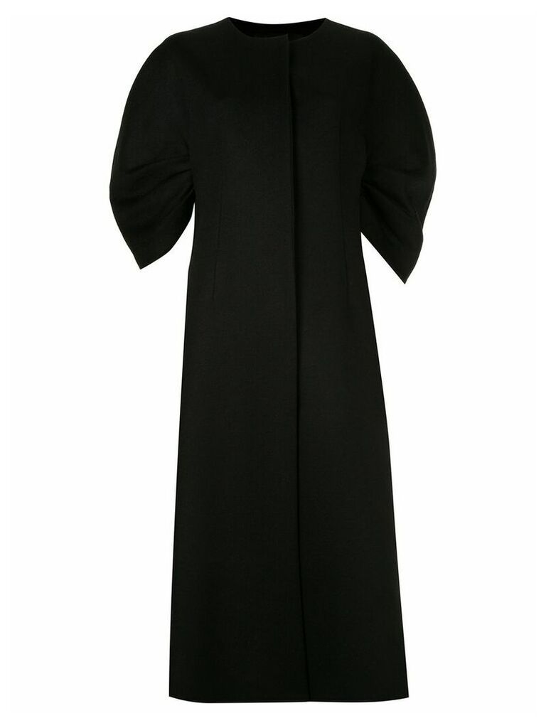 Goen.J Crescent sleeved coat - Black