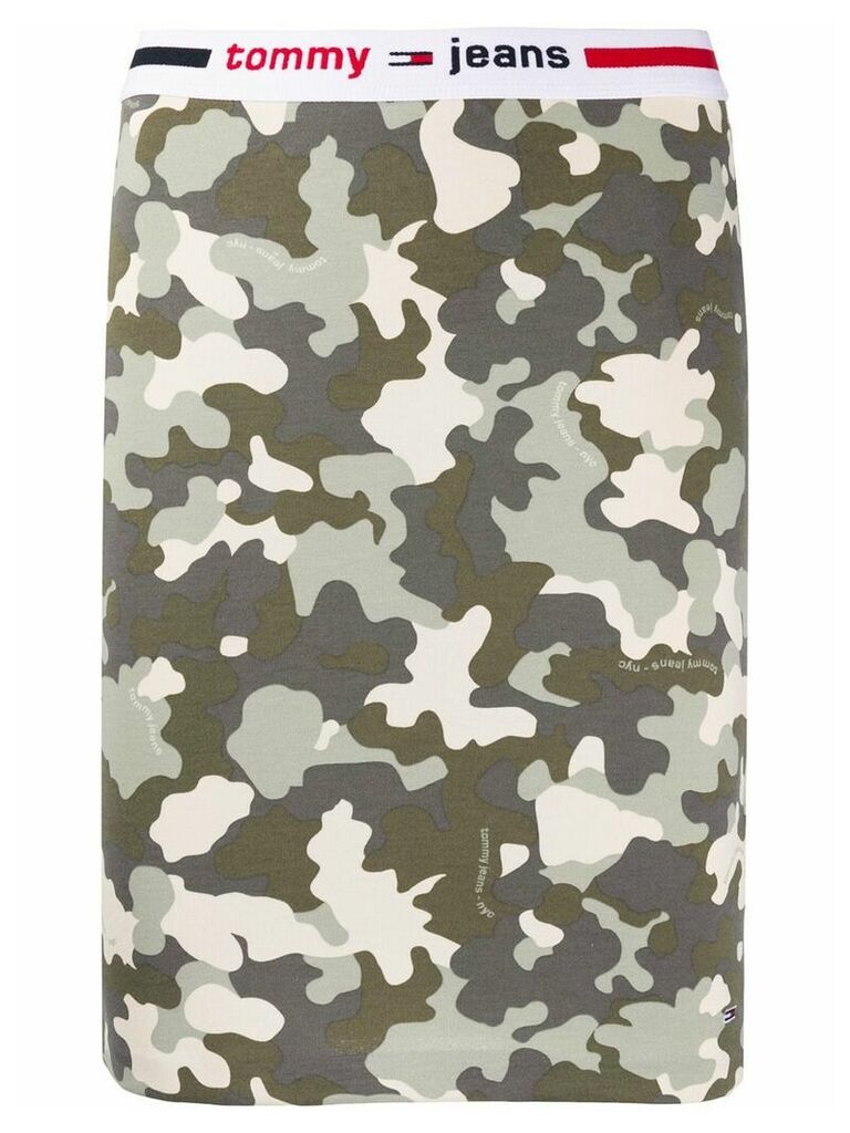 Tommy Jeans camouflage print skirt - Green