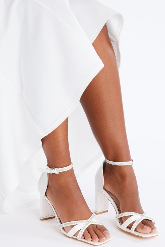 Women's Quiz Bridal White Satin Heeled Sandals Size 3