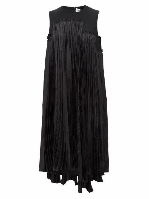 Noir Kei Ninomiya - Plissé Houndstooth-panelled Wool-gabardine Dress - Womens - Black
