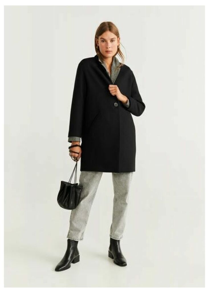 Texturized unstructured coat