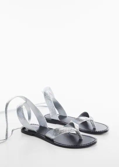 Criss-cross straps sandals silver - Teenage girl - 6½ - MANGO TEEN