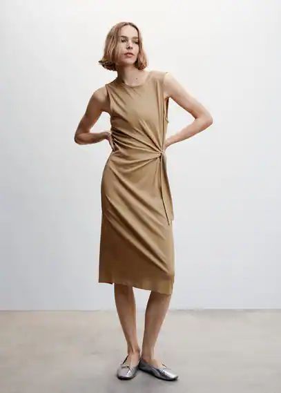 Bow cut-out detail dress medium brown - Woman - 4 - MANGO