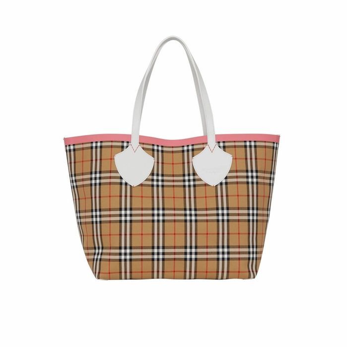 The Giant Reversible Tote In Vintage Check