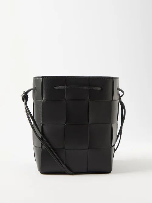 Cassette Small Intrecciato Leather Bucket Bag - Womens - Black