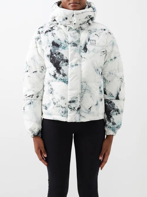 Dyngja Mountain-print Hooded Down Jacket - Womens - White/black
