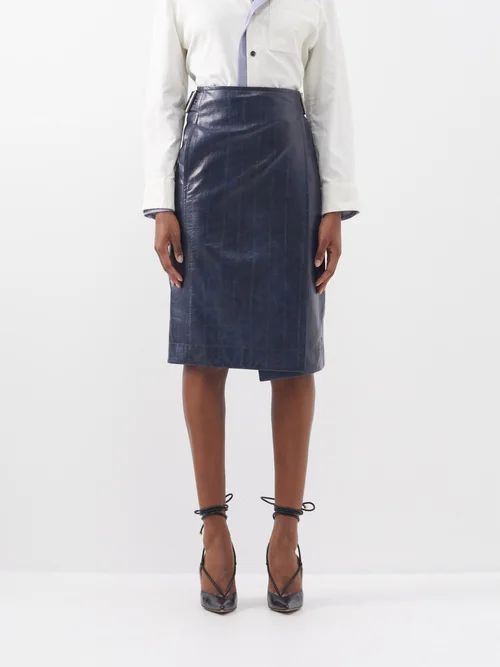 Belted Crinkled-leather Pencil Skirt - Womens - Navy