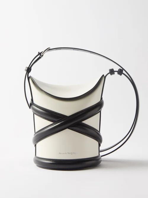 The Curve Small Leather Bucket Bag - Womens - Black White