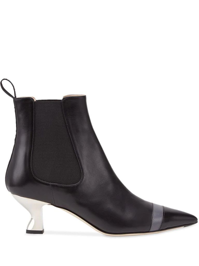 Colibrì pointed ankle boots