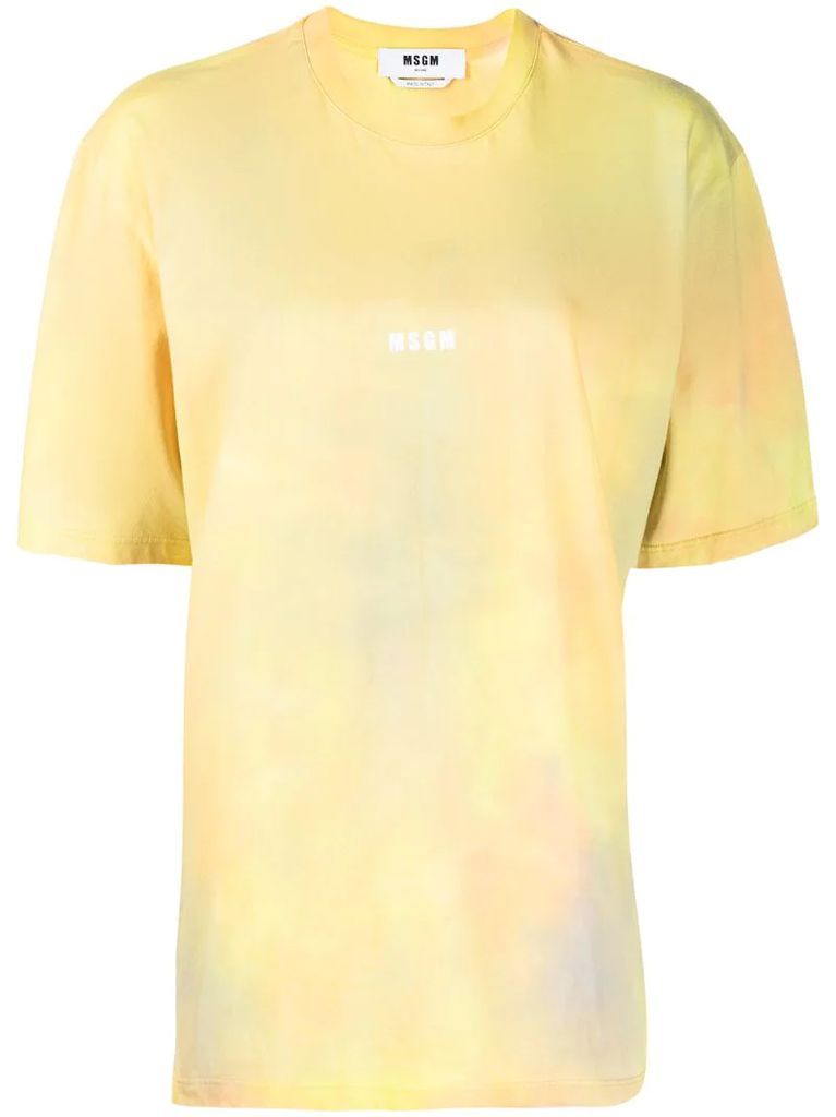 tie-dye T-shirt