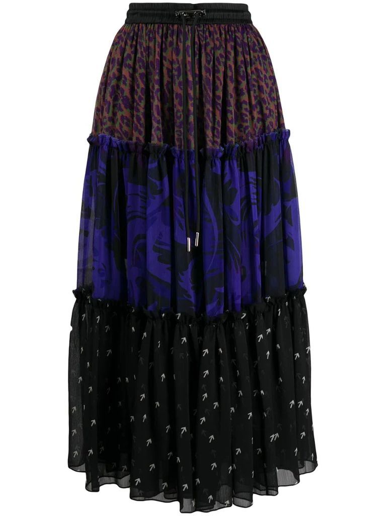 multi-panel design skirt