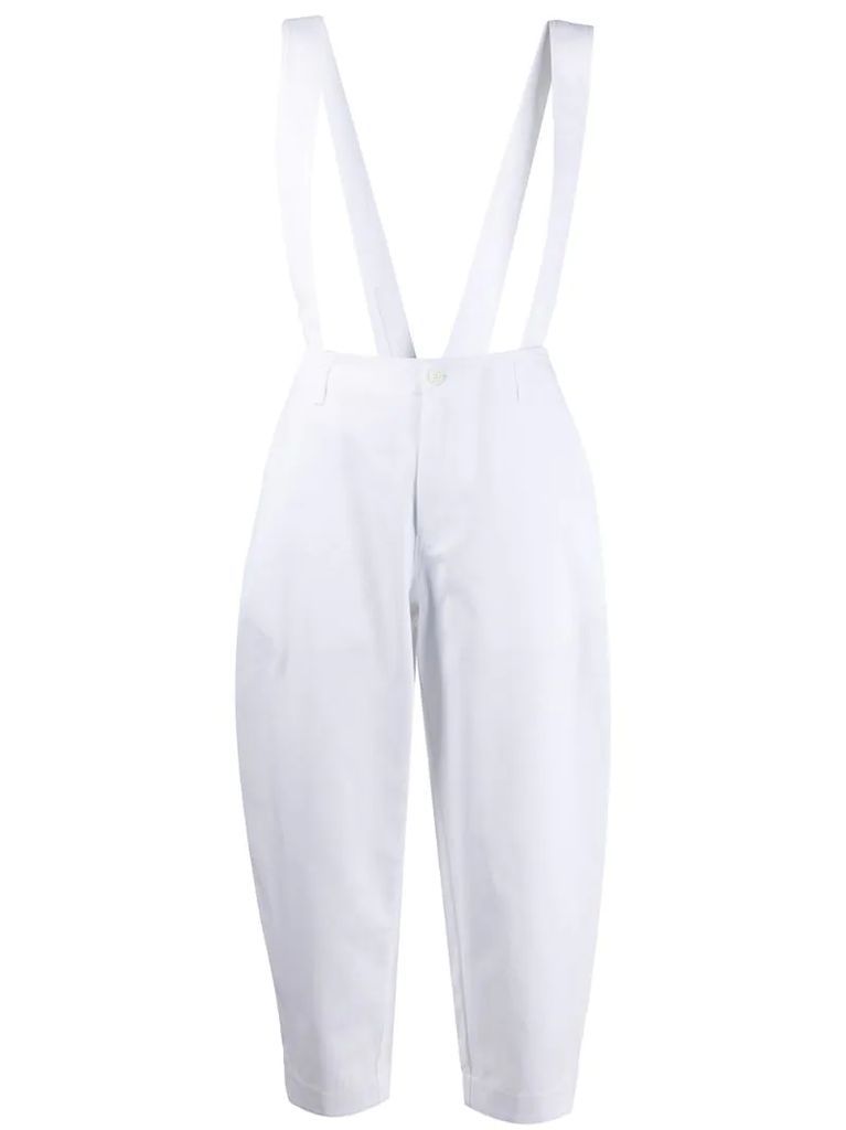 cropped trousers with suspenders