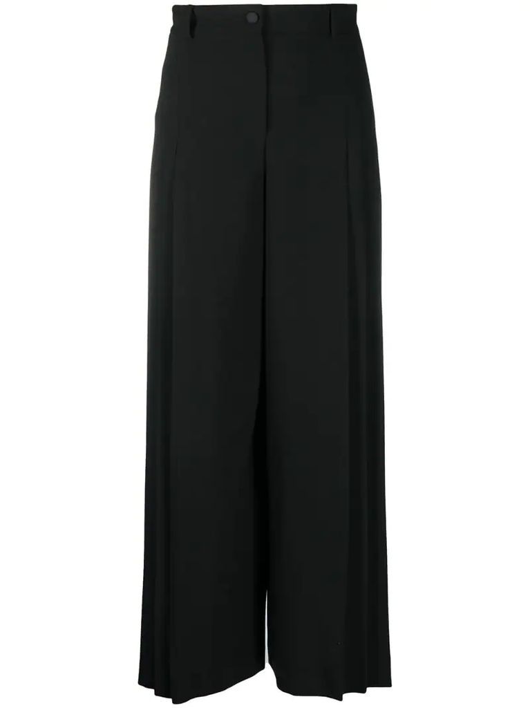 wide-leg pleated trousers