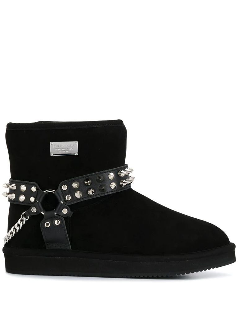 Studs ankle boots