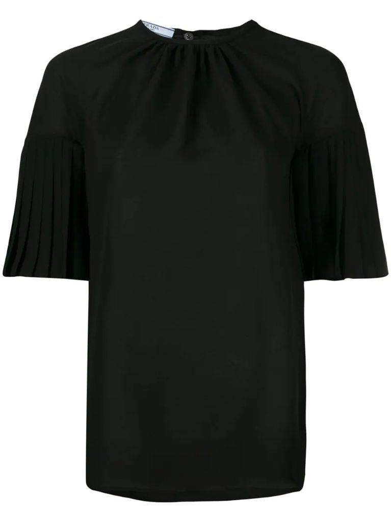 pleated sleeves blouse