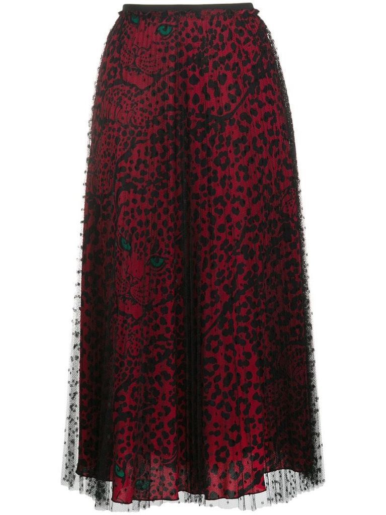 high-waisted leopard-print skirt