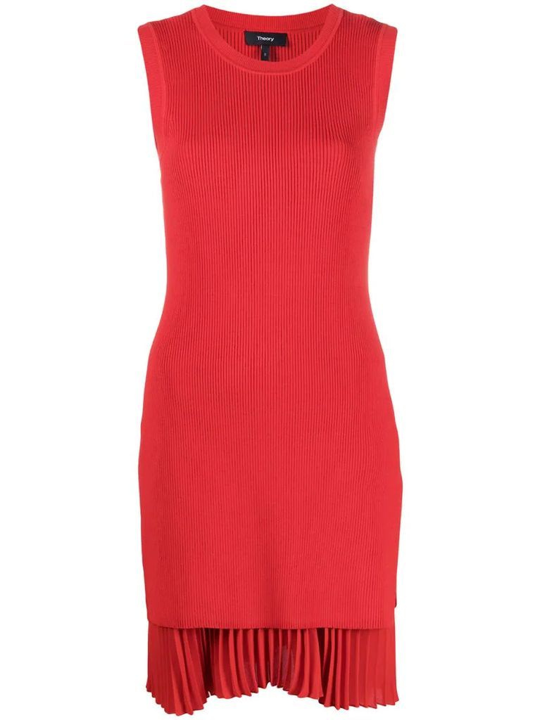 pleated sleeveless knitted dress