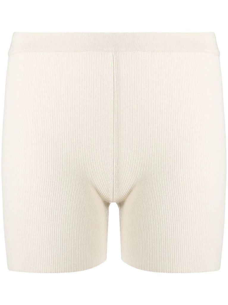 fine-knit fitted shorts