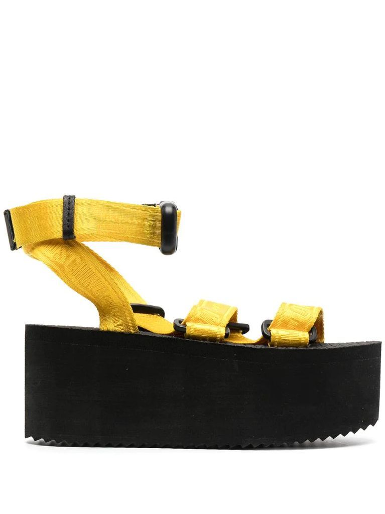 logo-strap flatform sandals