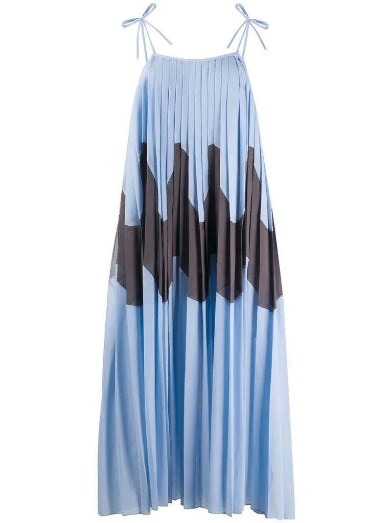 wave motif pleated dress