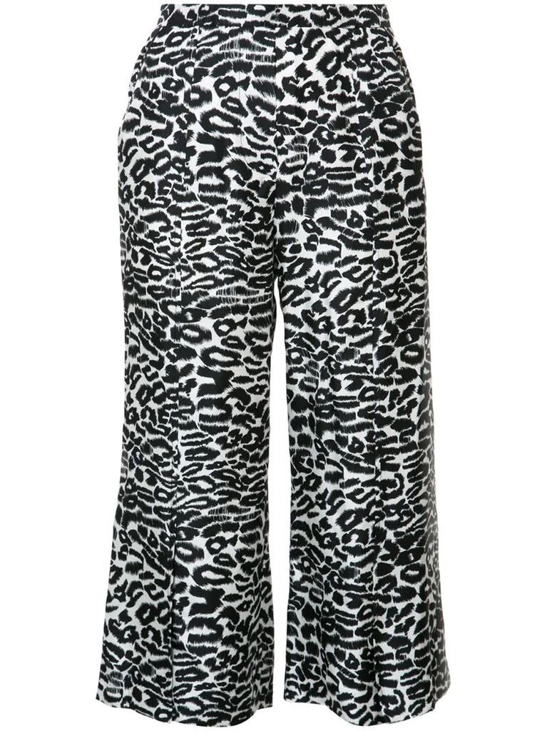 leopard print cropped pants