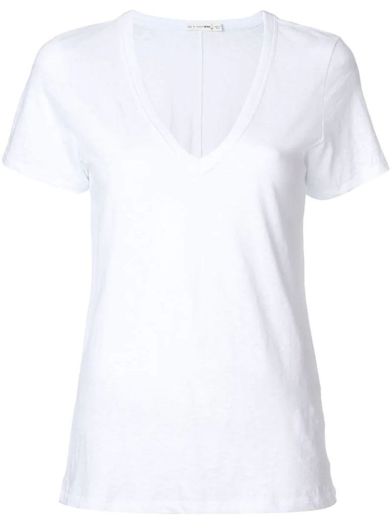 basic v-neck T-shirt