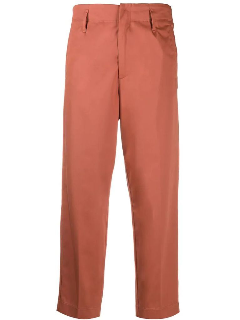 straight-leg trousers