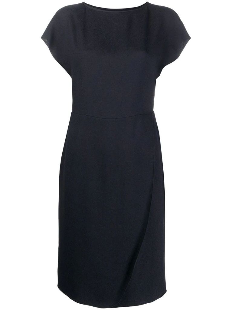 short-sleeved round-neck dress