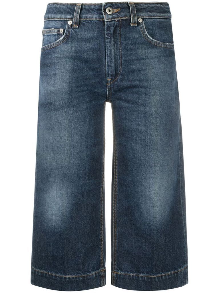 high-cropped jeans