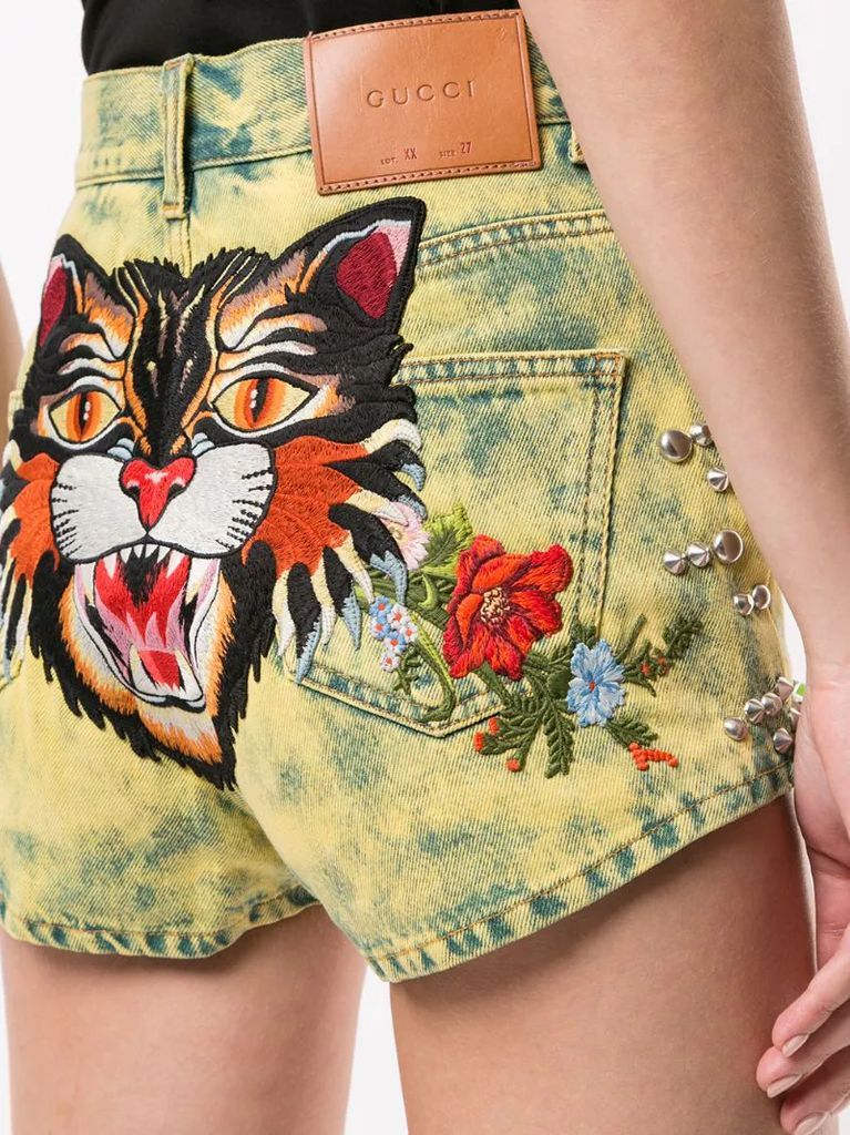 tiger embroidery studded denim shorts