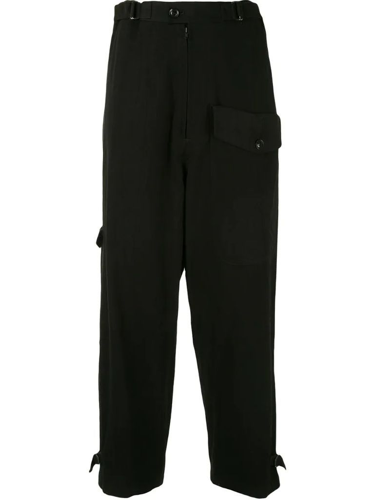loose fir cropped trousers